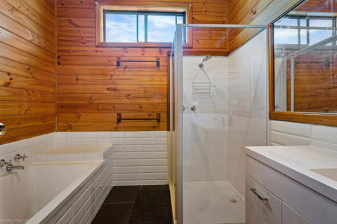 BAY YARD - Large Yard, Wifi, Family Friendly. - Accommodation Great Ocean Road 1