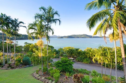 Beach Front Lagoon Lodge Apartments - Accommodation Great Ocean Road 1