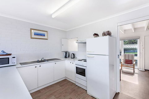 Beach Terrace 4 - Accommodation Great Ocean Road 2