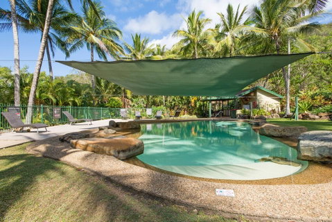 Beachfront Hamilton Island - Accommodation Great Ocean Road 1