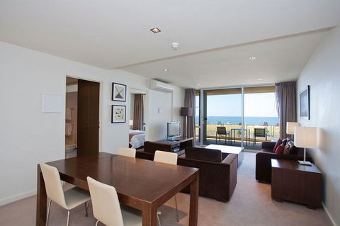 Beachfront Resort Torquay, Australia - Accommodation Great Ocean Road 3