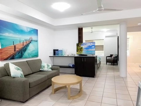 REEF RETREAT APARTMENTS PALM COVE Unit 13 - Accommodation Great Ocean Road 0