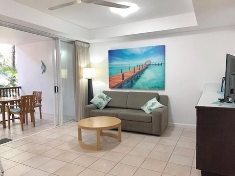 REEF RETREAT APARTMENTS PALM COVE Unit 13 - Accommodation Great Ocean Road 1