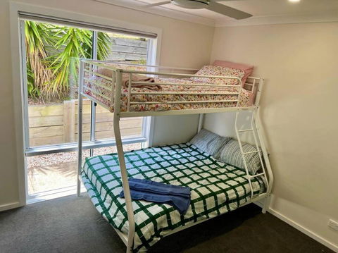 Relax And Reconnect At MaluaBay - Accommodation Great Ocean Road 3