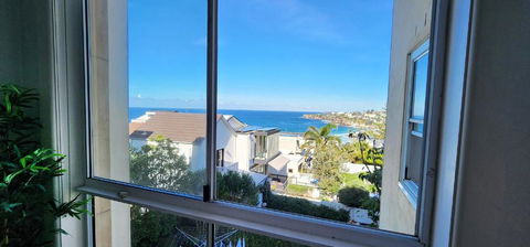 Relaxed Coastal Living With Fantastic Sea Views - Accommodation Great Ocean Road 1