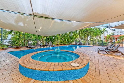Resort Style King Pad With Sparkling Sea Views - Accommodation Great Ocean Road 1