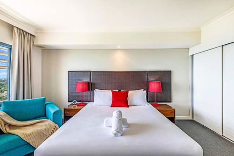 Resort Style King Pad With Sparkling Sea Views - Accommodation Great Ocean Road 3