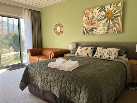 Riverbank Park MOTEL - Accommodation Great Ocean Road 0