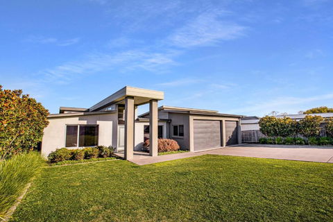 Riverside Haven - Accommodation Great Ocean Road 2