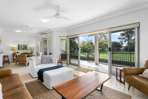Riviera Noosa Resort - Accommodation Great Ocean Road 1