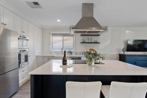 Rose Cottage 3B Hutchinson St Goolwa - Linen Included - Accommodation Great Ocean Road 0