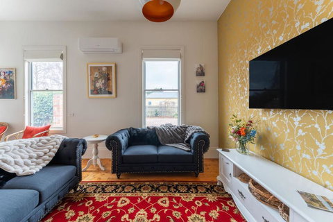 Rose Villa Heritage Home With Parking & WiFi - Accommodation Great Ocean Road 3