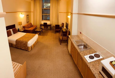 Royal Albert Hotel - Accommodation Great Ocean Road 1