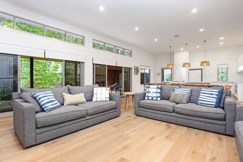 Russell Street Retreat - Accommodation Great Ocean Road 1