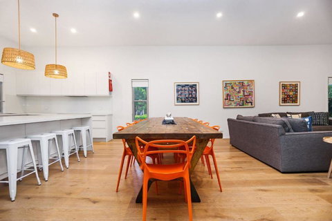 Russell Street Retreat - Accommodation Great Ocean Road 3