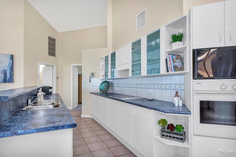 Sail Away - Aldinga Beach - C21 SouthCoast Holidays - Accommodation Great Ocean Road 2