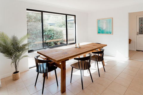 Salhus - Sleep In King Beds & Easy Walk To Town - Accommodation Great Ocean Road 2