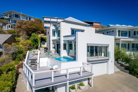 Salty Kiss I Private Properties - Accommodation Great Ocean Road 1