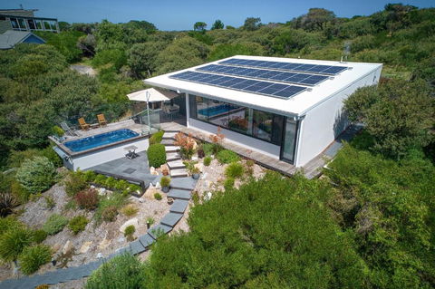 SALT Luxury Couples Villa - Accommodation Great Ocean Road 0