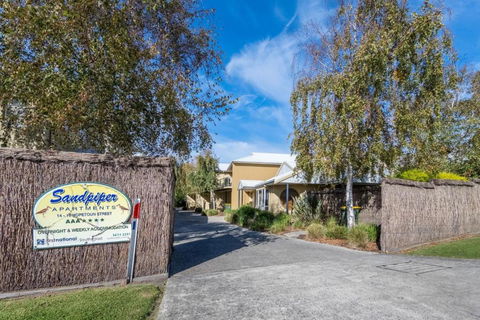 Sandpiper 5 - Close To Town And Beach - Accommodation Great Ocean Road 1