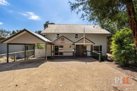 Sandy Bay Getaway W Spa 4 Bdr - Accommodation Great Ocean Road 3