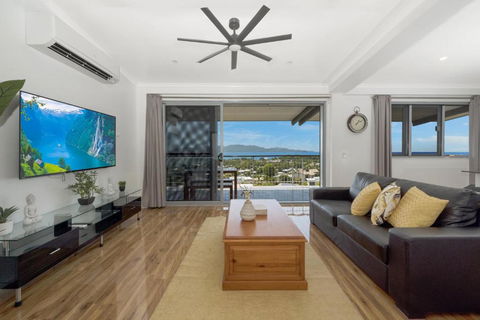 SEA-Renity On Castle Hill - Accommodation Great Ocean Road 2