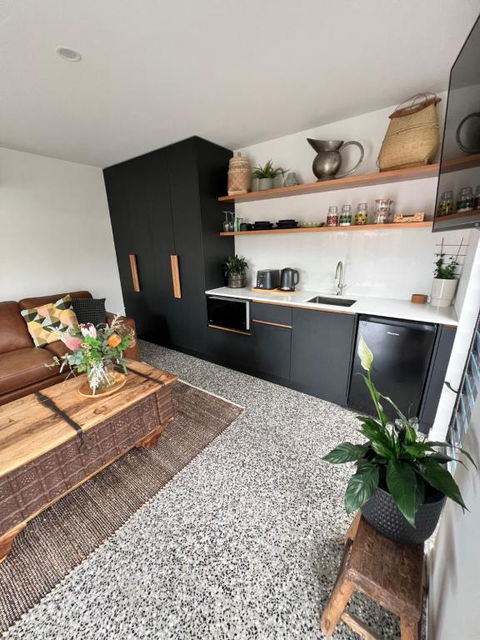 THE BANKSIA SUITE - Accommodation Great Ocean Road 2