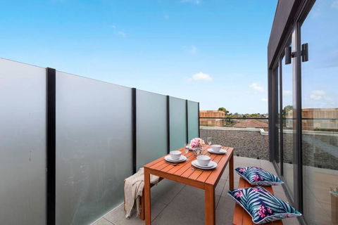 The Eastside Oasis - Accommodation Great Ocean Road 2