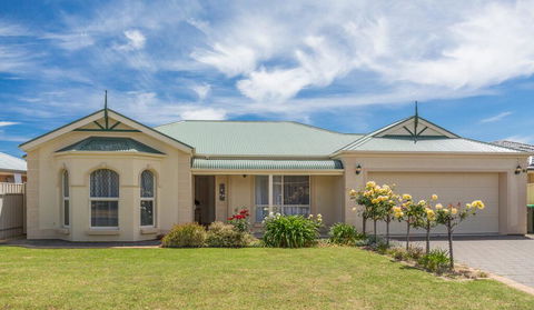 Beachside At Normanville - 7 Ronald Street - Accommodation Great Ocean Road 1