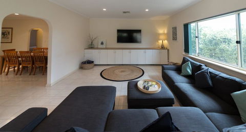 Beachside At Normanville - 7 Ronald Street - Accommodation Great Ocean Road 3