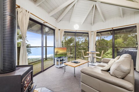 Beacon Point Ocean View Villas - Accommodation Great Ocean Road 3