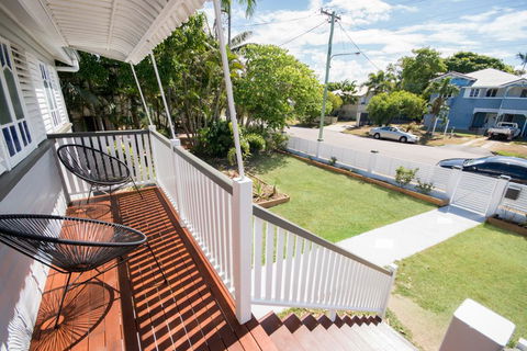 Beautiful Queenslander - Accommodation Great Ocean Road 2