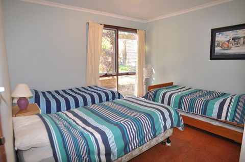 BEECHWOOD - SURF SIDE - Accommodation Great Ocean Road 3