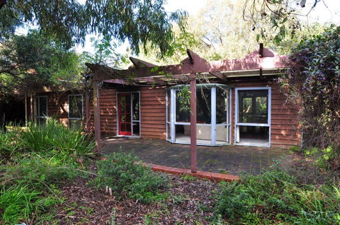 BEECHWOOD - SURF SIDE - Accommodation Great Ocean Road 0