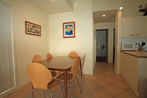 Berrara Lagoon Front Chalet - Accommodation Great Ocean Road 3