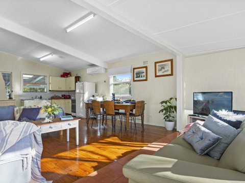 Between 2 Beaches - Comfortable Private Sanctuary - Accommodation Great Ocean Road 2