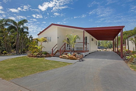 BIG4 Adventure Whitsunday Resort - Accommodation Great Ocean Road 3