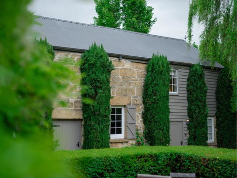 The Red Feather Inn - Accommodation Great Ocean Road 2