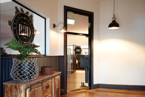 The Royal Hotel, Drouin - Accommodation Great Ocean Road 0
