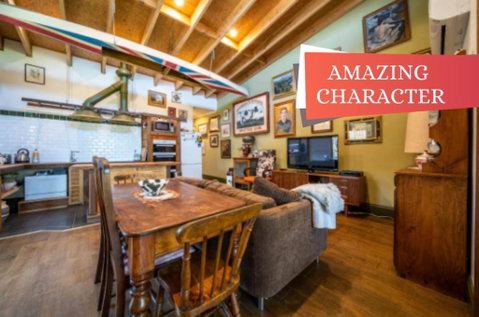 The Spotted Cow,city Fringe,pet Friendly-Free Wine - Accommodation Great Ocean Road 0
