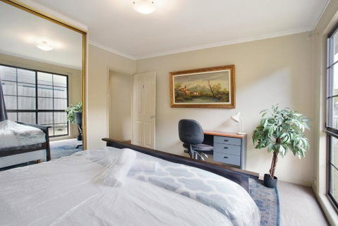 Three Bedroom Sweet Retreat In Coburg - Accommodation Great Ocean Road 3