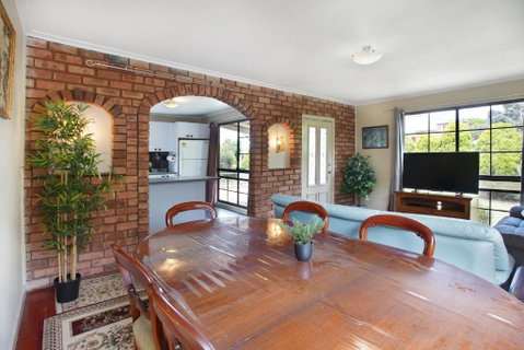 Three Bedroom Sweet Retreat In Coburg - Accommodation Great Ocean Road 2