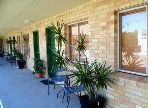 Windsor Hotel Miles - Accommodation Great Ocean Road 1