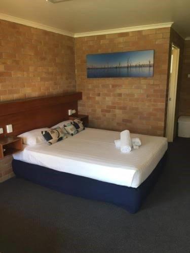Windsor Hotel Miles - Accommodation Great Ocean Road 2
