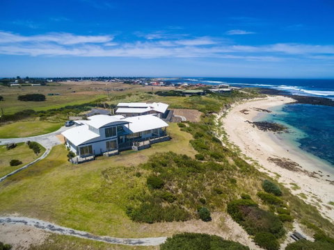 Wytonia Beachfront Accommodation - Accommodation Great Ocean Road 0