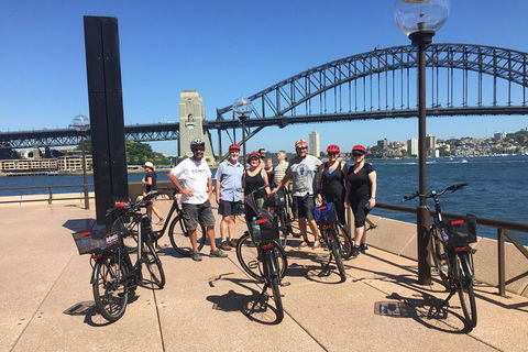 Sydney Harbour Discovery Tour - Accommodation Great Ocean Road 3
