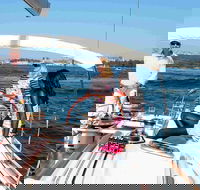 Sydney Harbour Luxury Sailing Trip including Lunch - Accommodation Great Ocean Road