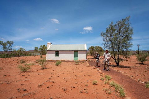 Private Cultural And Historical Painted Desert Tour In Hermannsburg - Accommodation Great Ocean Road 1