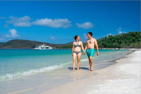 Whitehaven Beach Half-Day Cruises - Accommodation Great Ocean Road 3