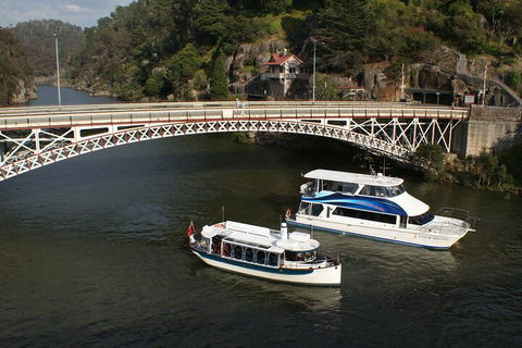 2.5 Hour Morning Discovery Cruise Including Sailing Into The Cataract Gorge - Accommodation Great Ocean Road 5